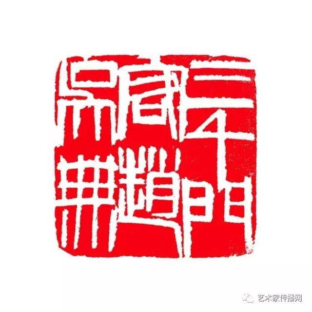 三亿体育手机版:南乐县中心幼儿园“为国庆献礼”系列活动之——健体篇(图3) 三亿体育官网